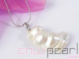 white abnormal freshwater pearl pendant wholesale