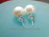 9-9.5mm white bread freshwater pearl stud earrings