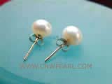 7-7.5mm white bread freshwater pearl stud earrings