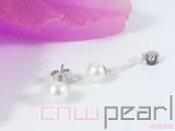 5-6mm white bread freshwater pearl stud earrings