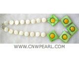 8mm white & round & inclined square shell necklace