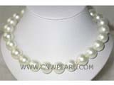17" 16mm white round shell pearl necklace with silver plated toggle clasp