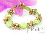 champagne 5mm freshwater pearl bracelet with shell