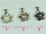 10-10.5mm cultured pearl pendant with flower mounting
