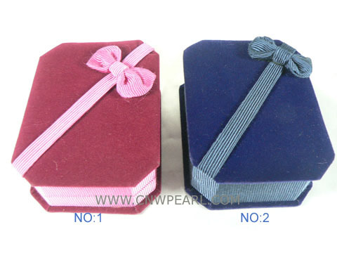 20pcs red 7.5cm*10cm velvet square trinket boxes