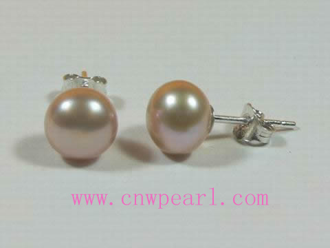 7.5mm pink freshwater pearl earrings with 925 silver studs