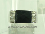 wholesale 925 silver ring with diamond shape agate on it